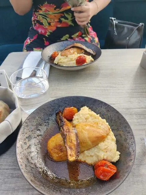 Le Bistro Parisienで利用者が注文した主菜