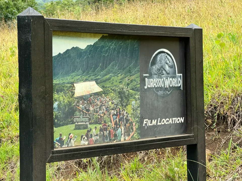 クアロアランチのジュラシック・ワールドのロケ地案内板